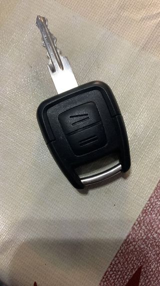 llaves de coche copia sin mando y con mando