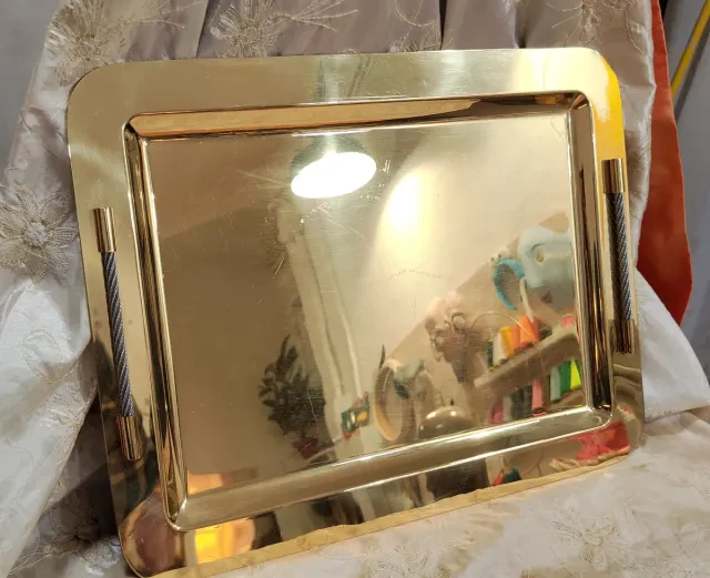 Bandeja Vintage Metal Dorado con Asas