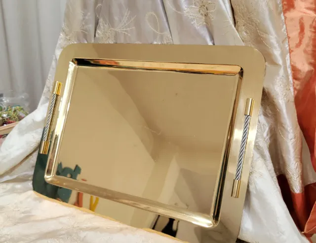 Bandeja Vintage Metal Dorado con Asas