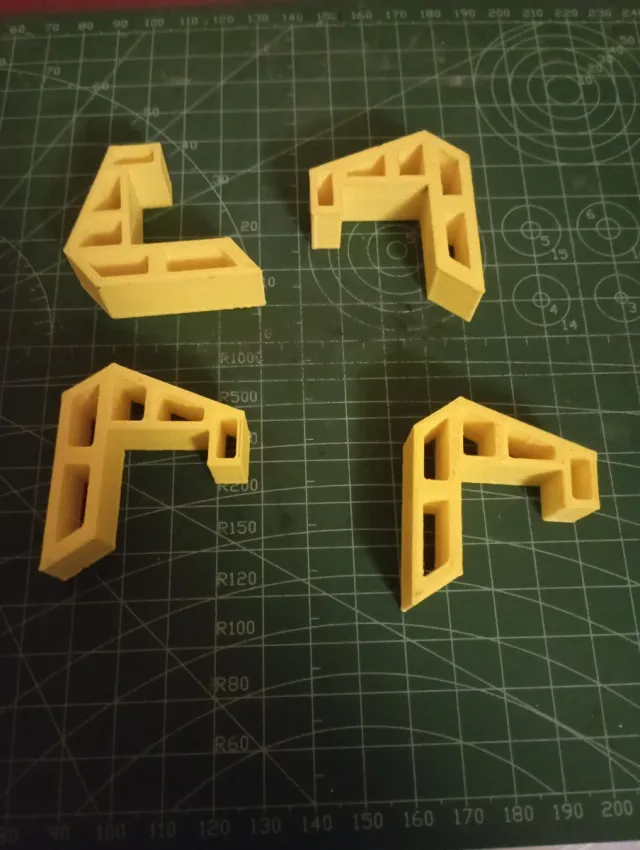 Soporte PS4 Slim Amarillo