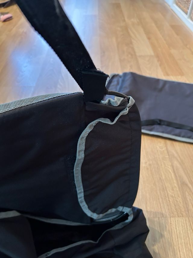 Manta cubre piernas scooter negra