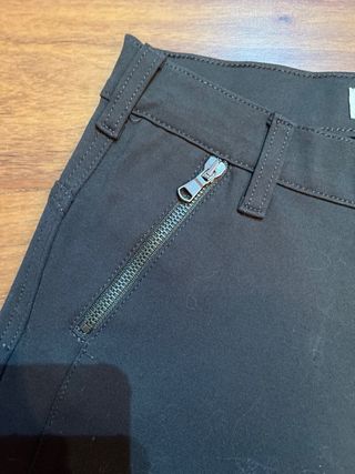Pantalón mujer negro con cremalleras