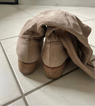 Stivali morbidi beige taglia 38