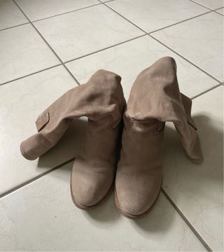 Stivali morbidi beige taglia 38