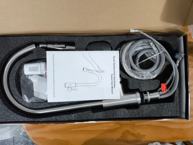 Grifo de cocina metal y plástico con sensor