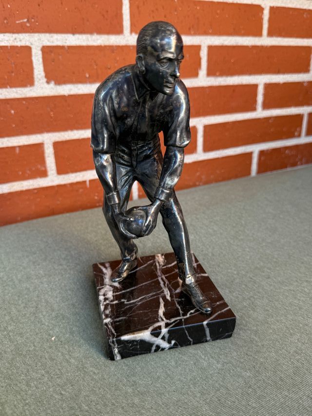 Estatuilla de jugador de Bolos Art Deco, oferta