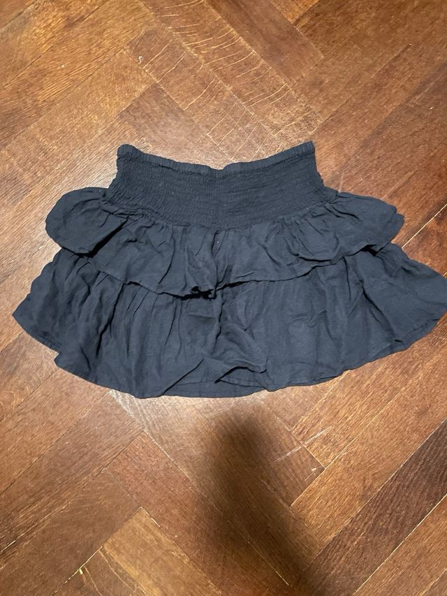 Falda corta volantes azul marino