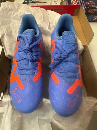Botas Fútbol PUMA Future Play MG Jru SIN ESTRENAR