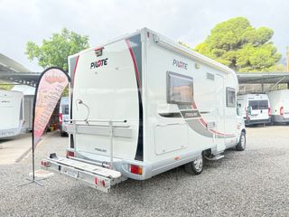 Autocaravana aire/neumatica/portamotos/automatica