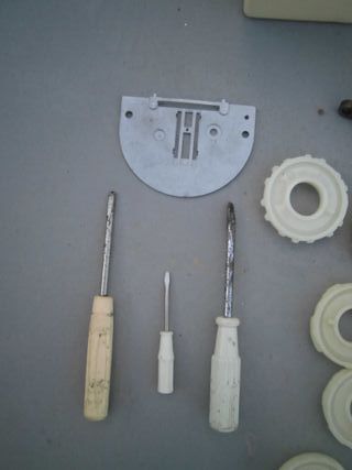 CASSETTA E STRUMENTI PER MACCHINE DA CUCIRE ALFA