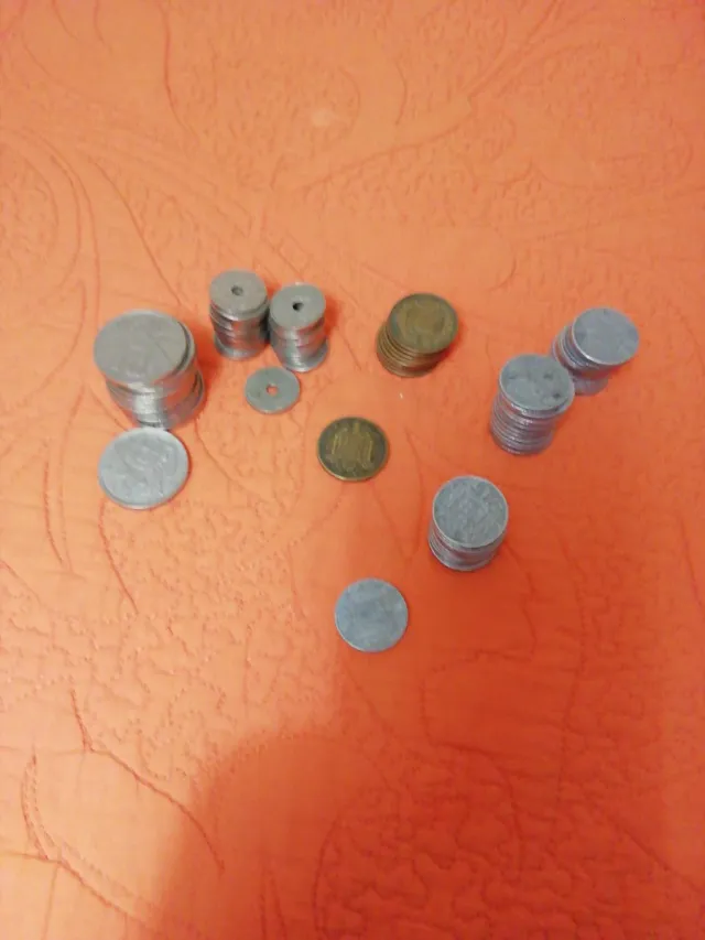 Lote de monedas variadas