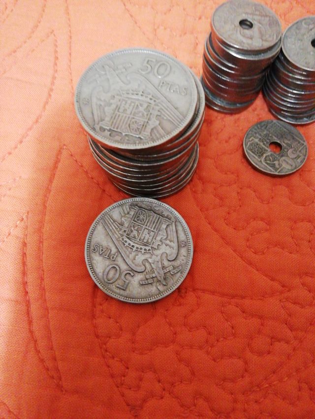 Lote de monedas variadas