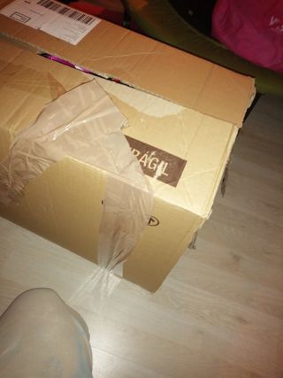 Lote de juguetes y DVD hay más de 100 juguetes