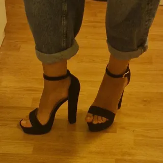 Zapatos de tacón negros