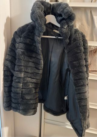 Pelliccia Susy Mix grigia con cappuccio