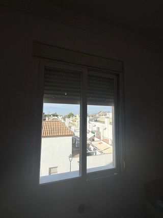 Ventanas aluminio con persianas PVC