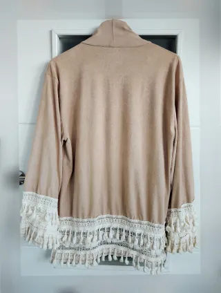 Talla S Chaqueta boho beige y crema con flecos