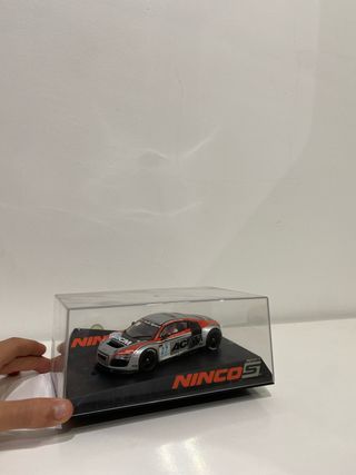 Audi R8 Ninco con caja