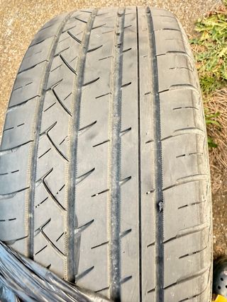 neumáticos mixtos.