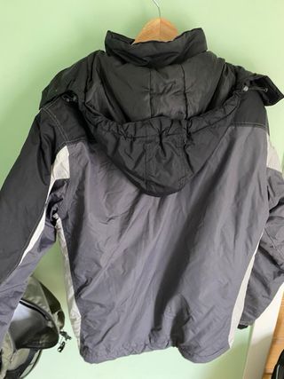 Chaqueta de esquí gris y negra Talla XL