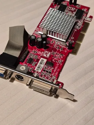 Tarjeta Gráfica ATI Radeon 9200 LE AGP