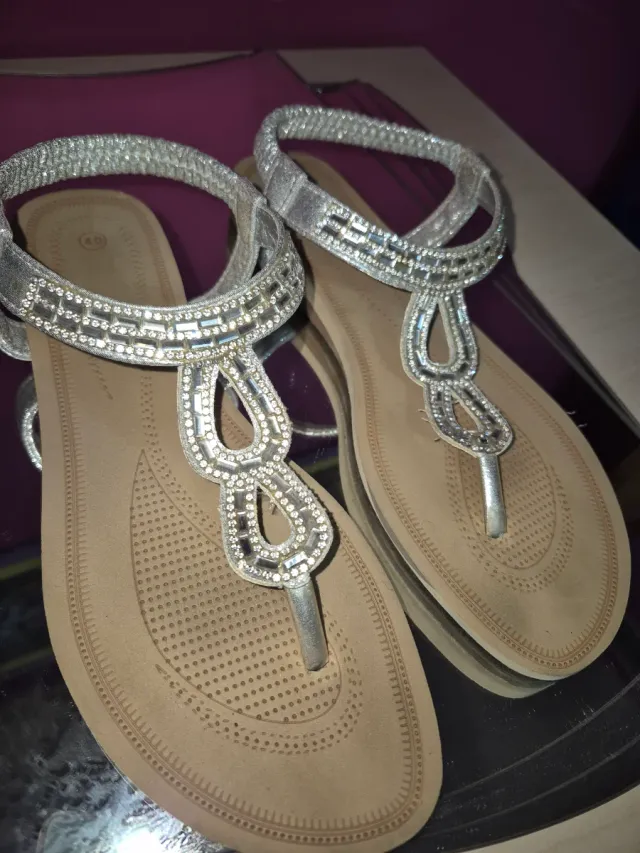 sandali da donna in argento misura 40