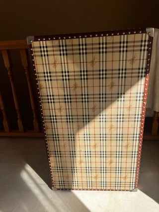 Oferta- Baúl Burberry Extensible y Convertible