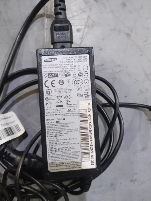 cable de alimentación Samsung P530W-14J 14V 2.14A