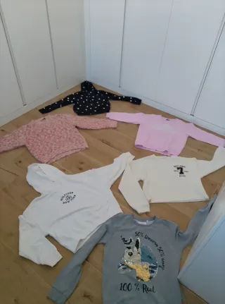 SUDADETAS Y ROPA DE ABRIGO