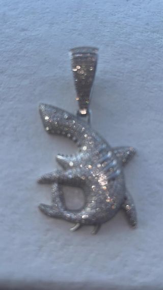 Colgante Tiburón Plata Moissanita