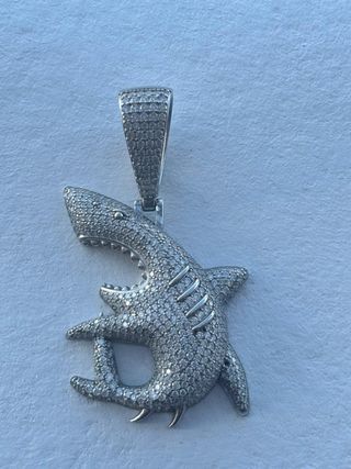 Colgante Tiburón Plata Moissanita