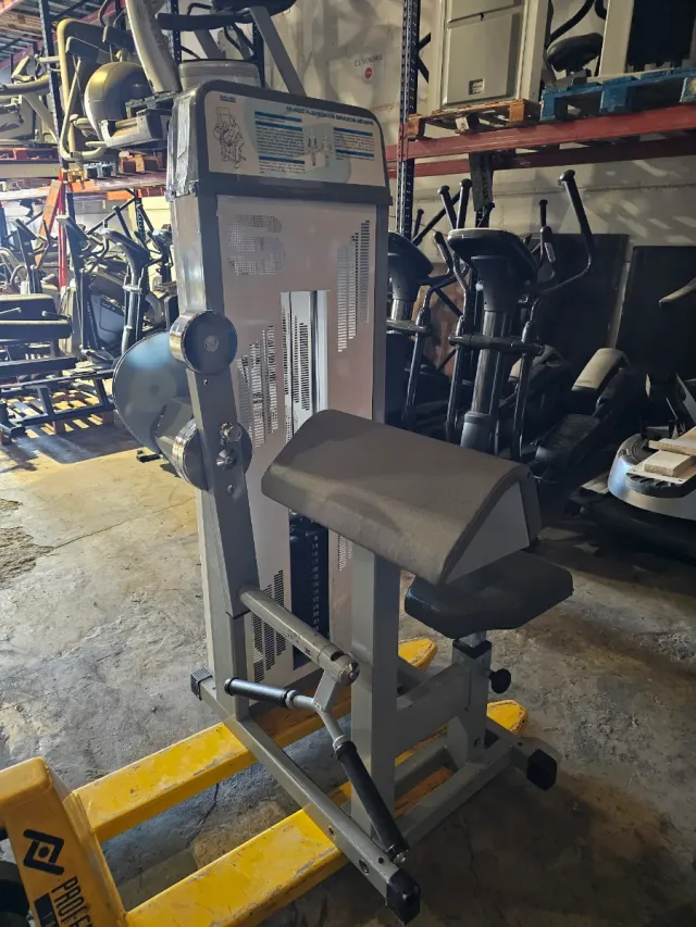 Máquina de Bíceps Salter