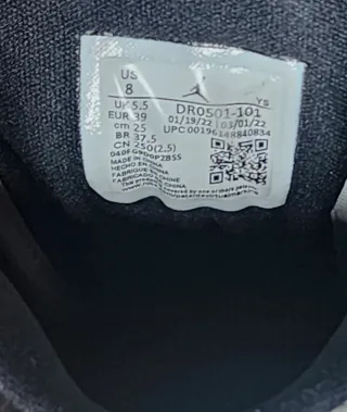 Scarpe Jordan Mid Bianche e Nere