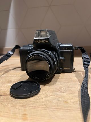 Cámara Yashica 230‑AF Analógica Manual