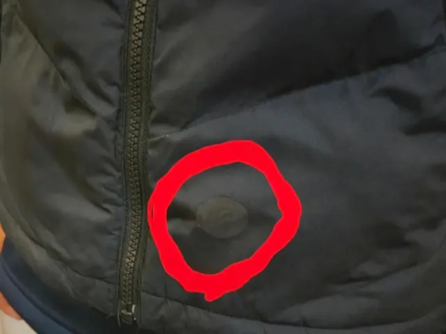 Piumino Nike bambino taglia L con difetto