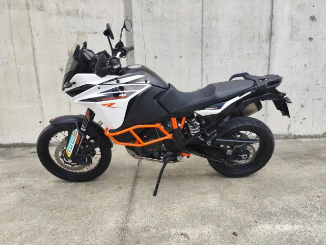 KTM 1090 Adventure R
