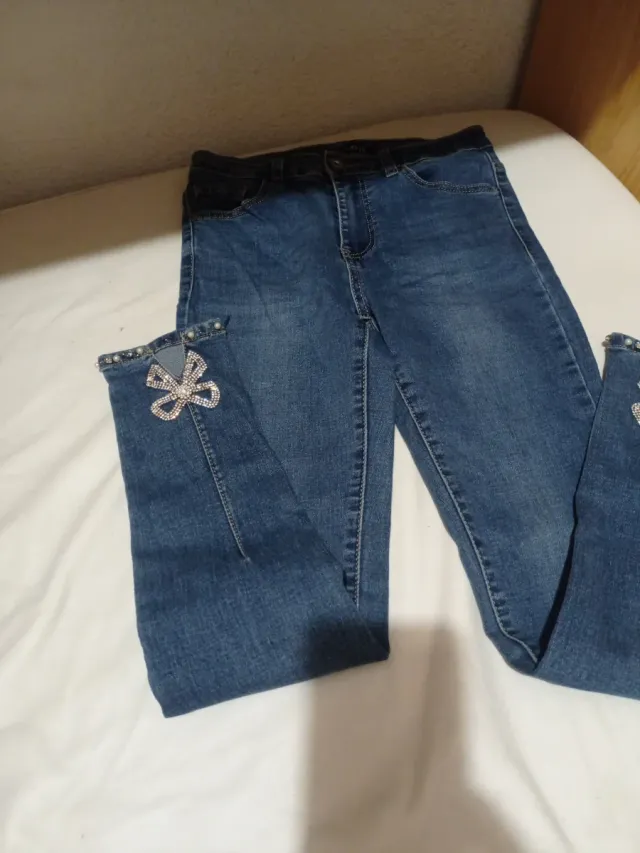 Pantalón + vestido ceñido