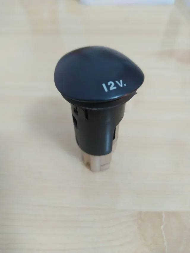 Toma Corriente 12V Citroen Berlingo