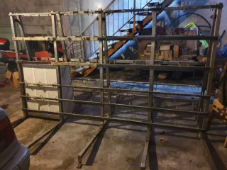 Vallar de cristalero metálica