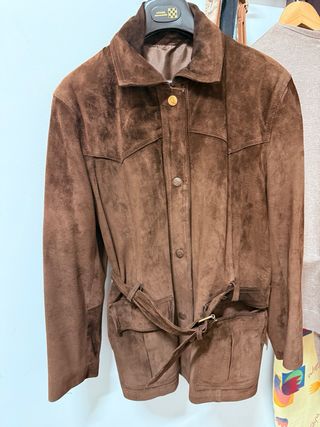 Chaqueta de ante marrón