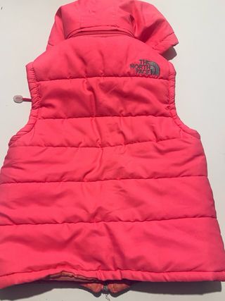 Chaleco Niña The North Face  rosa talla 6 niña
