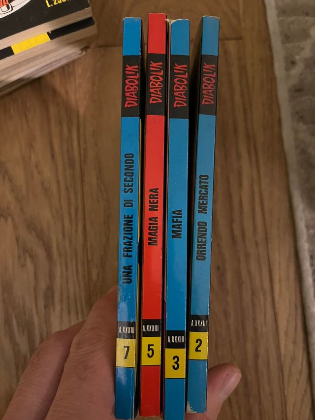 28 fumetti Diabolik