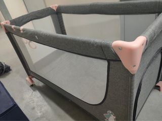 Cuna de viaje con colchón