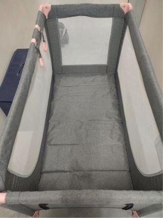Cuna de viaje con colchón