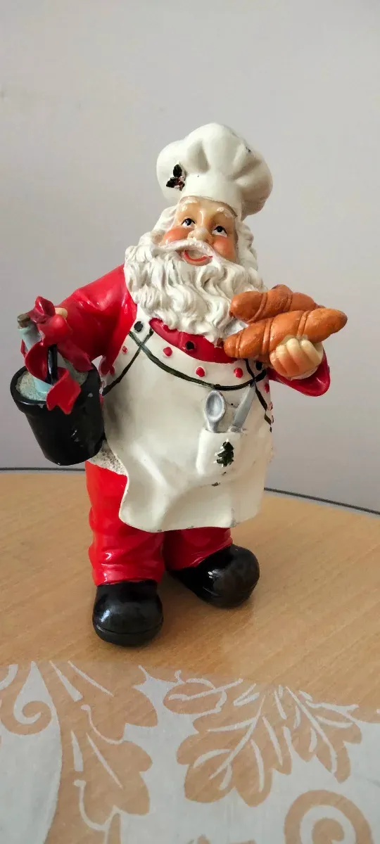 Figura Decorativa Santa Cocinero
