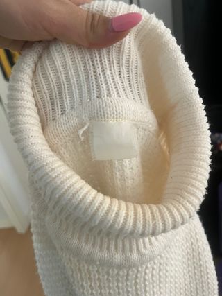 Jersey blanco cuello alto