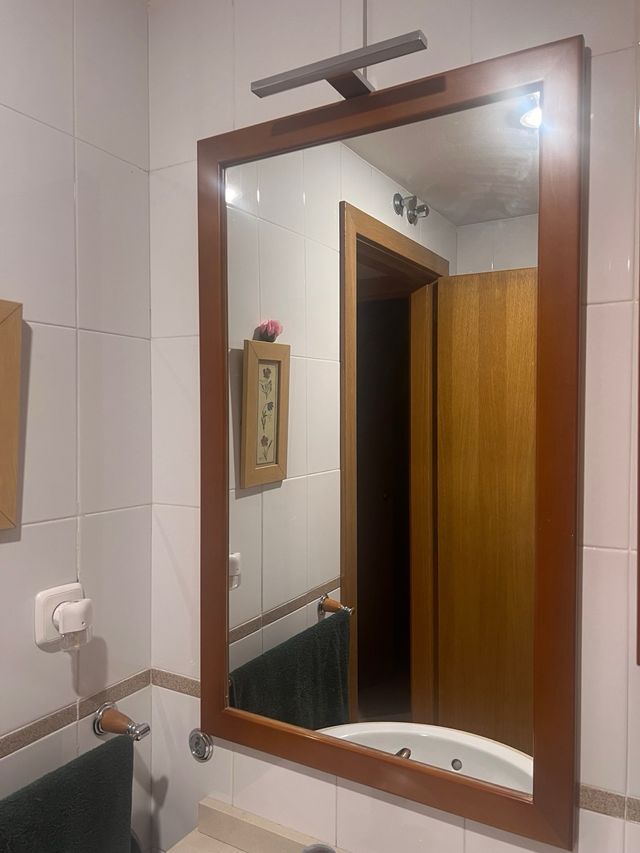 Espejo de baño con luz LED