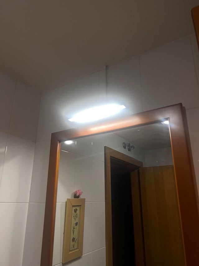 Espejo de baño con luz LED