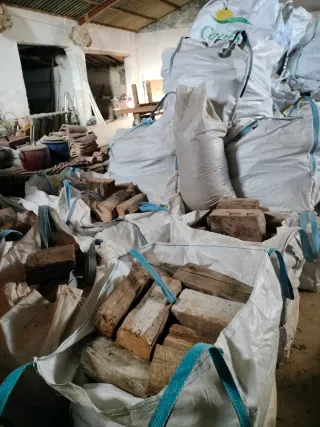 Leña para estufa o chimenea