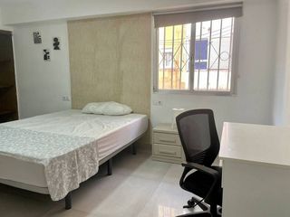 Piso en alquiler en Los Ángeles - Cruz de Caravaca en Almería